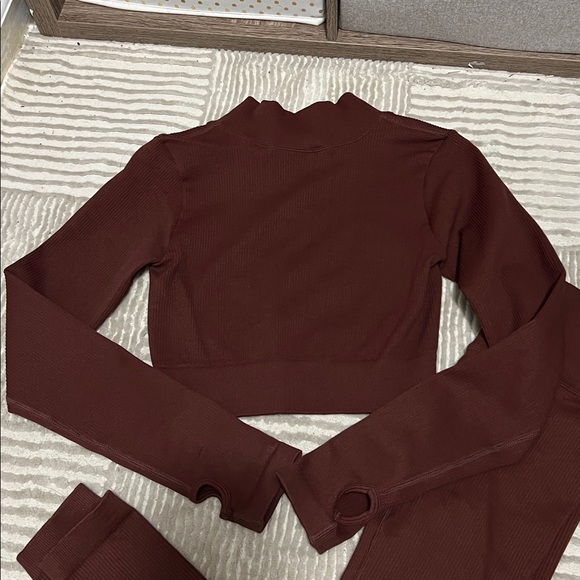 Women's Brown Ribbed Active Set - Picture 3 of 10